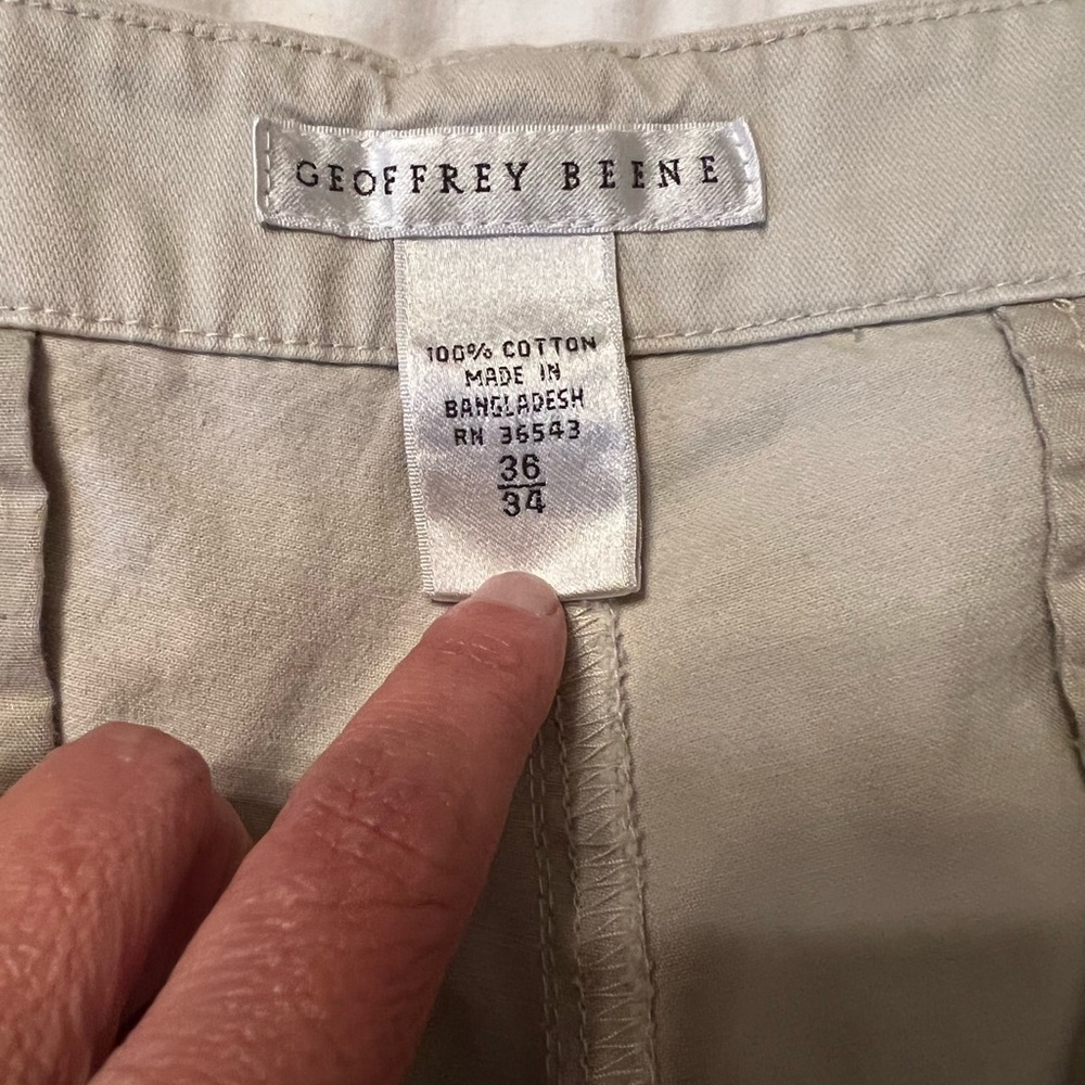 MENS Geoffrey Beene 36X34 khakis - Picture 2 of 7